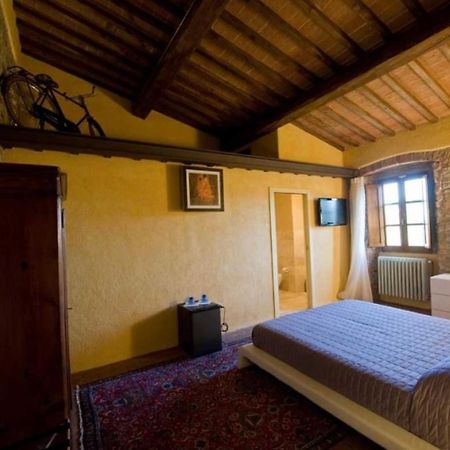 Room In Bb - Agriturismo Sottotono, Nature And Relax Carmignano Exterior foto